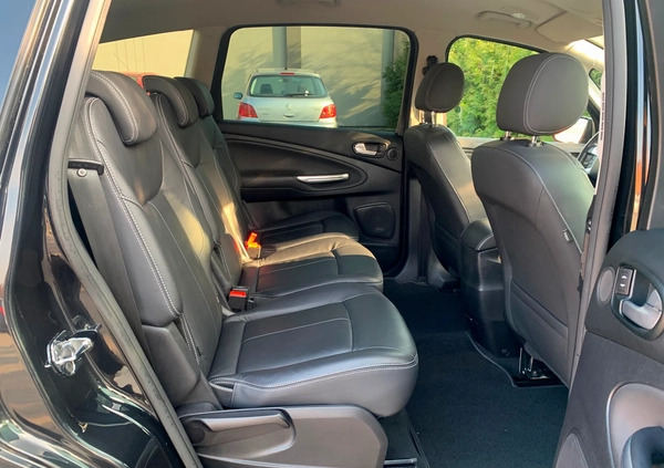 Ford S-Max cena 43500 przebieg: 190000, rok produkcji 2014 z Gniezno małe 742
